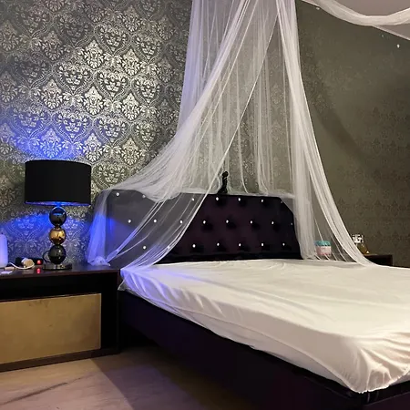 Infinity Saloon Welness Apartman *